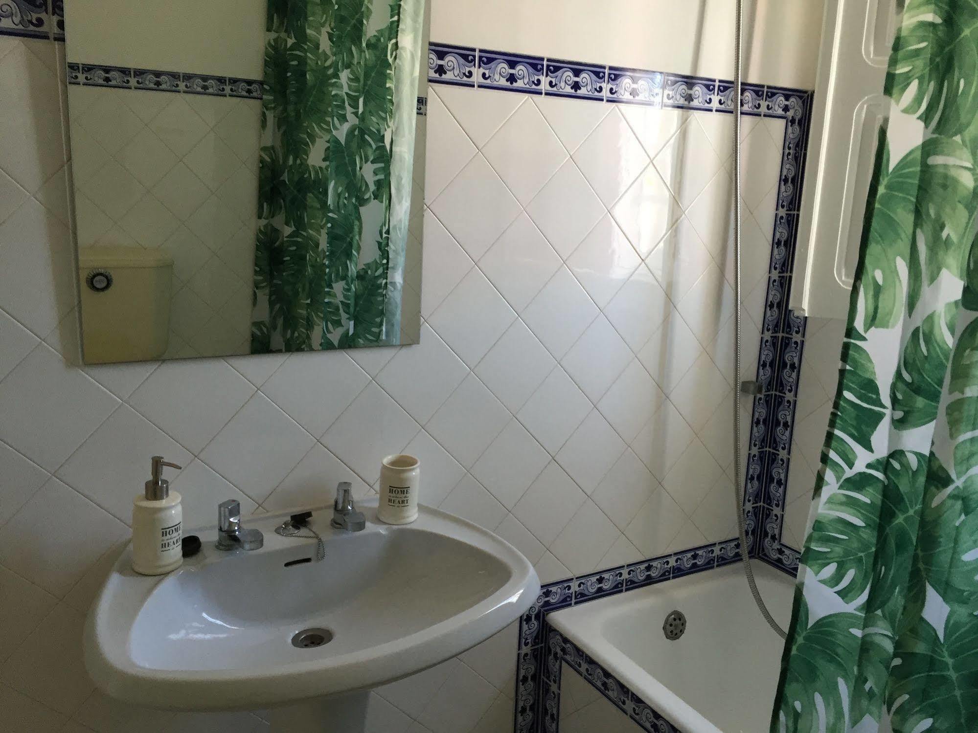 Eco Ljmonade Hostel Кашкайш Экстерьер фото